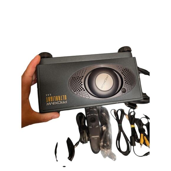 Proxima UltraLight LS1 800x600 SVGA 200:1 Portable LCD Multimedia Projector - Picture 4 of 16